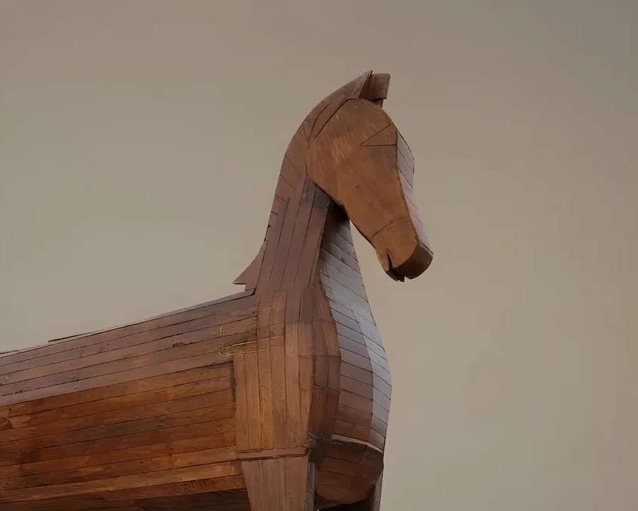 cavallo di Troia in legno, Iliade e Odissea di Omero